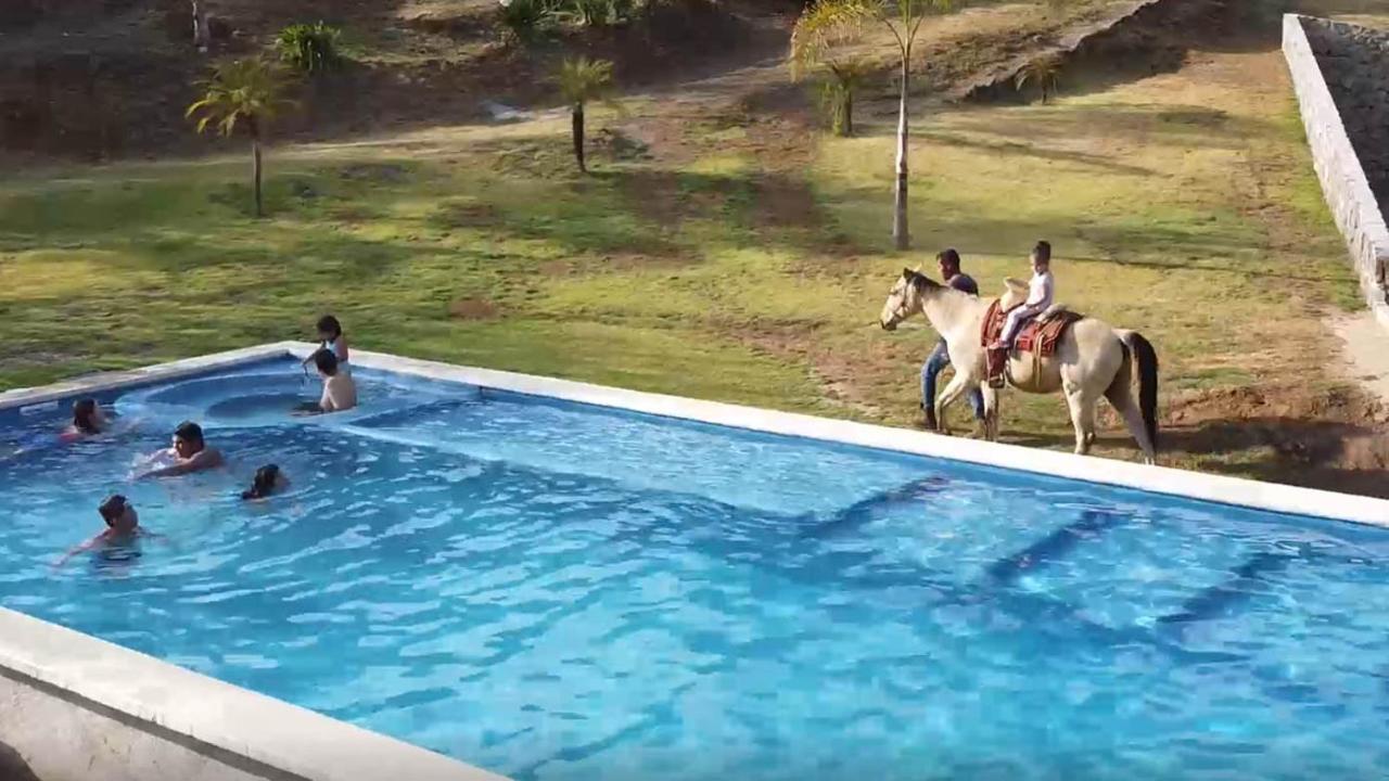 Hotel Rancho El Paraiso Вале де Браво Екстериор снимка